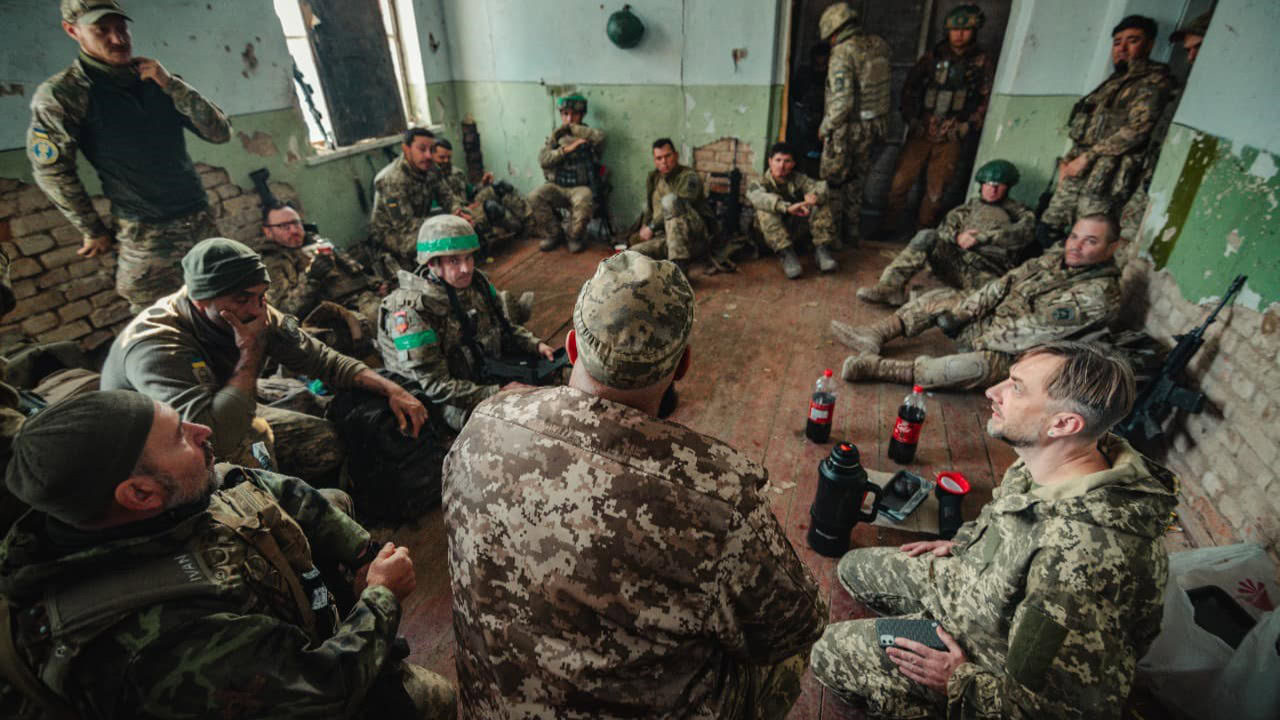 «Священник має право на вогнепальну зброю» — Сергій «Падре» Дмитрієв