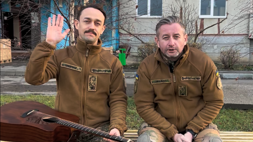 «Не шукай вечорами»: легендарний жанр «пісня на замовлення» в ефірі Радіо Хартія