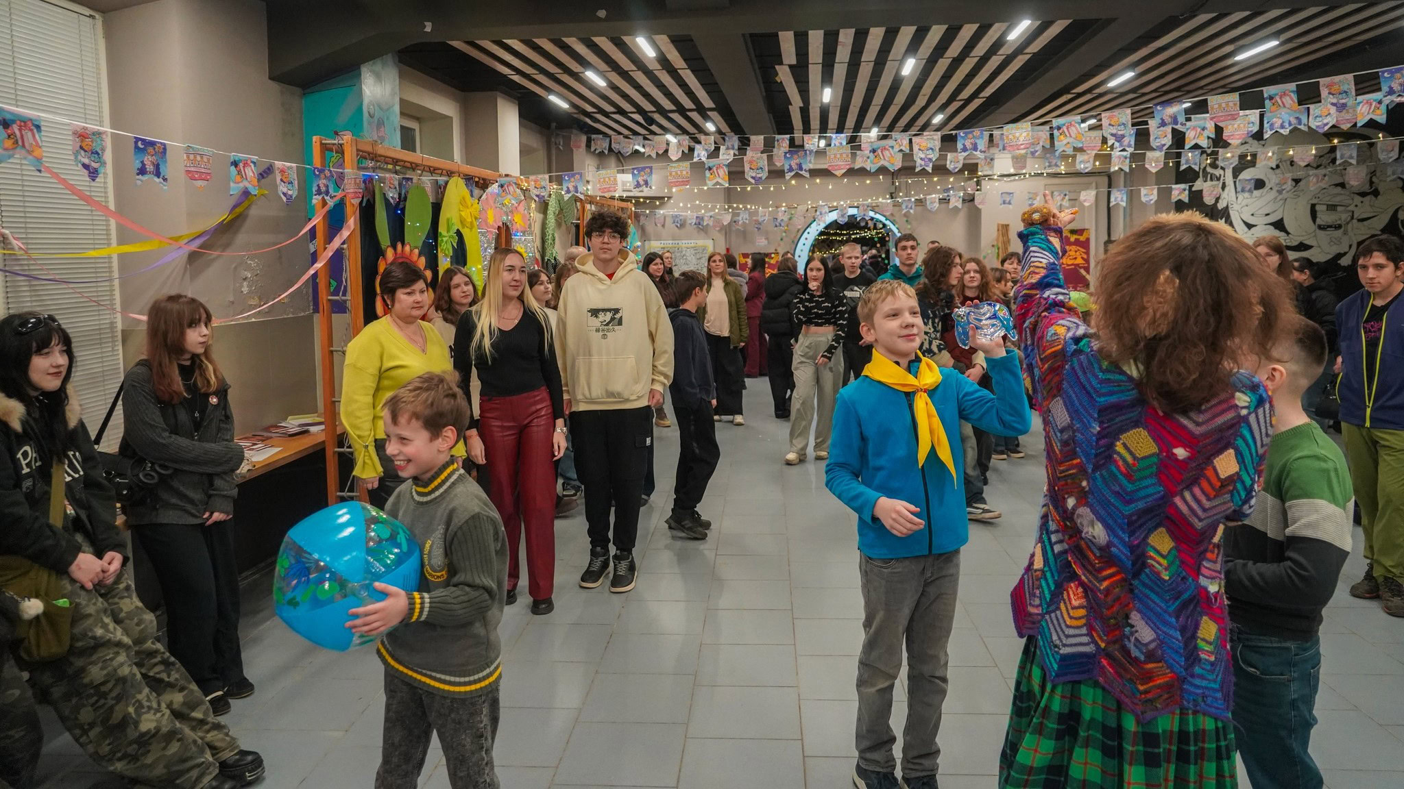 Жека Курган в образі святого Миколая та кухар-штурмовик: як пройшов ХалабудаФест