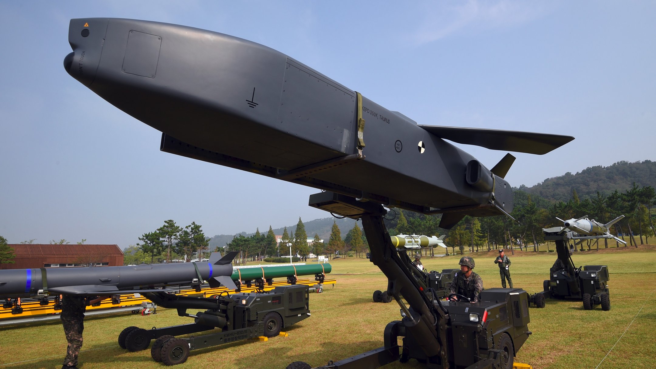 Taurus Neo: що заважає передачі німецьких крилатих ракет Україні