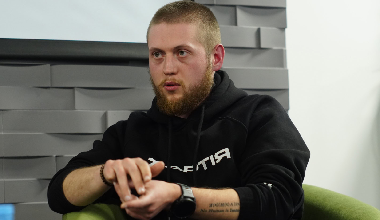 Обкладинка подкасту: «Найважливішою роллю НРК залишається логістика» — «Математик» про еволюцію наземних роботів у корпусі «Хартія»