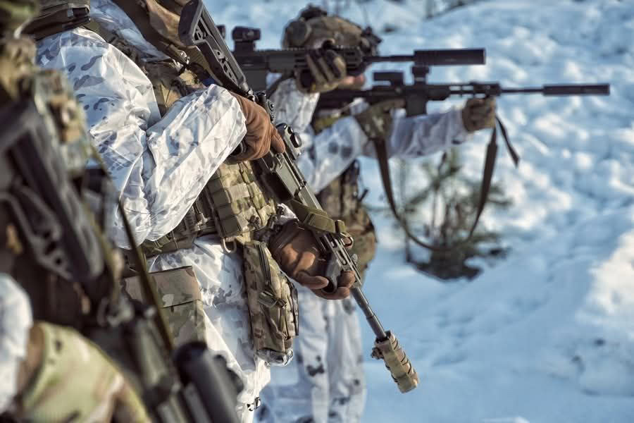 Найбільш загрозливі напрямки фронту та плани армії РФ – огляд воєнного аналітика