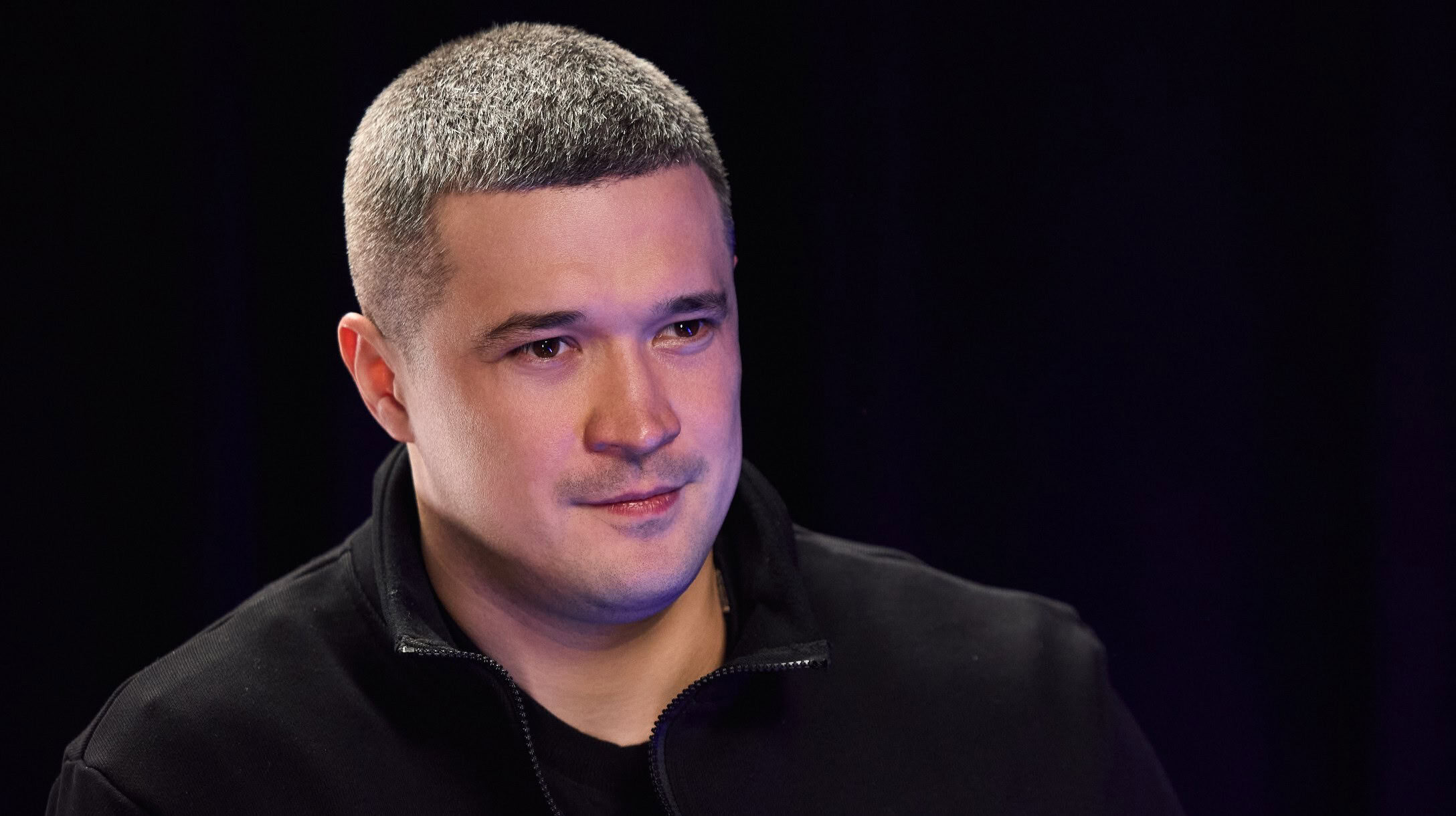 Обкладинка подкасту: Від мобілізації до ТЦК: завдання і пріоритети нового міністра оборони