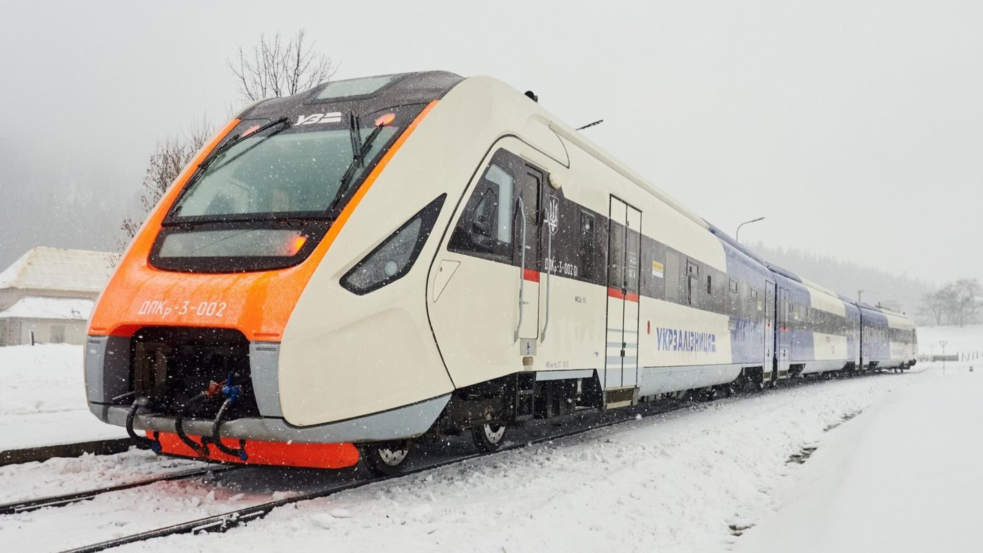 Обкладинка подкасту: Закладайте чотири години на пересадки – речниця Укрзалізниці