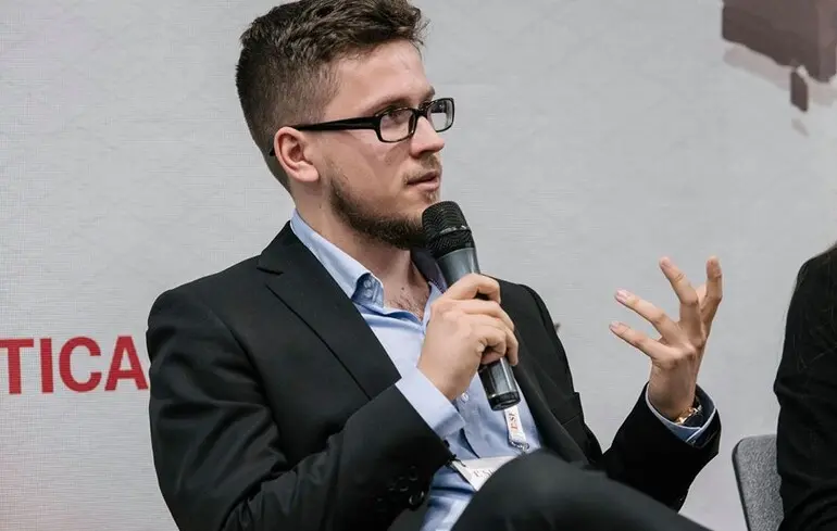 США поспішають із «мирною угодою» з Україною через політичні мотиви Трампа — Олександр Краєв