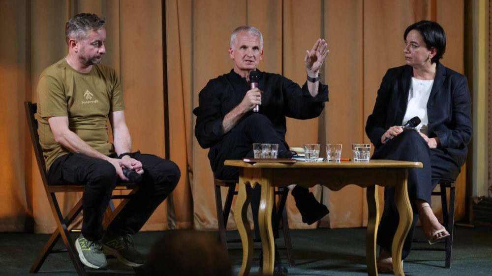 «Іноді від нас залежить, що є перешкодою, а що — опорою» — Тімоті Снайдер про свободу, сміливість і вибір