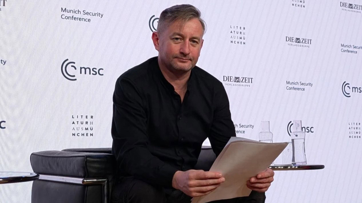 У темряві — з картою: Жадан про реакцію Європи на українські меседжі про майбутнє