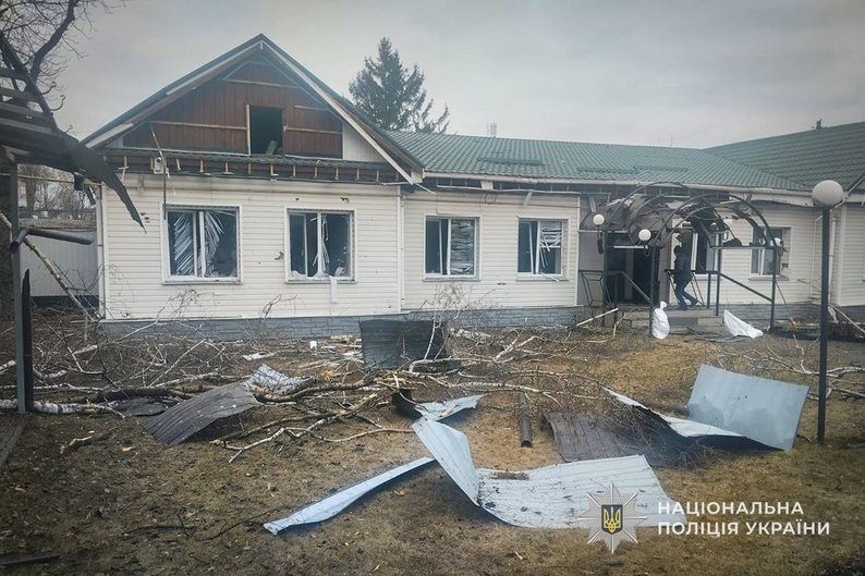 На Сумщині майже безперервні тривоги, обстріли та небезпека від дронів і мін