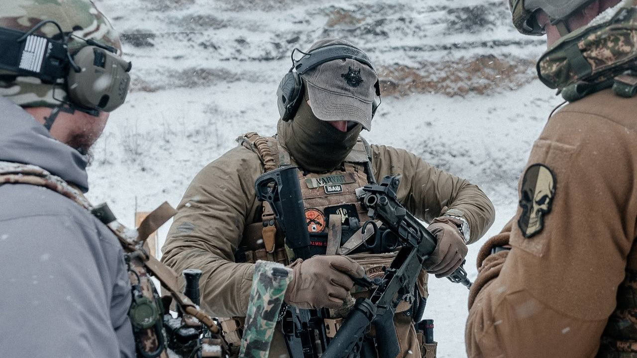 «Треба результат, треба, щоб були влучання» — хартієць про базову підготовку та подальші тренування і навчання під час служби