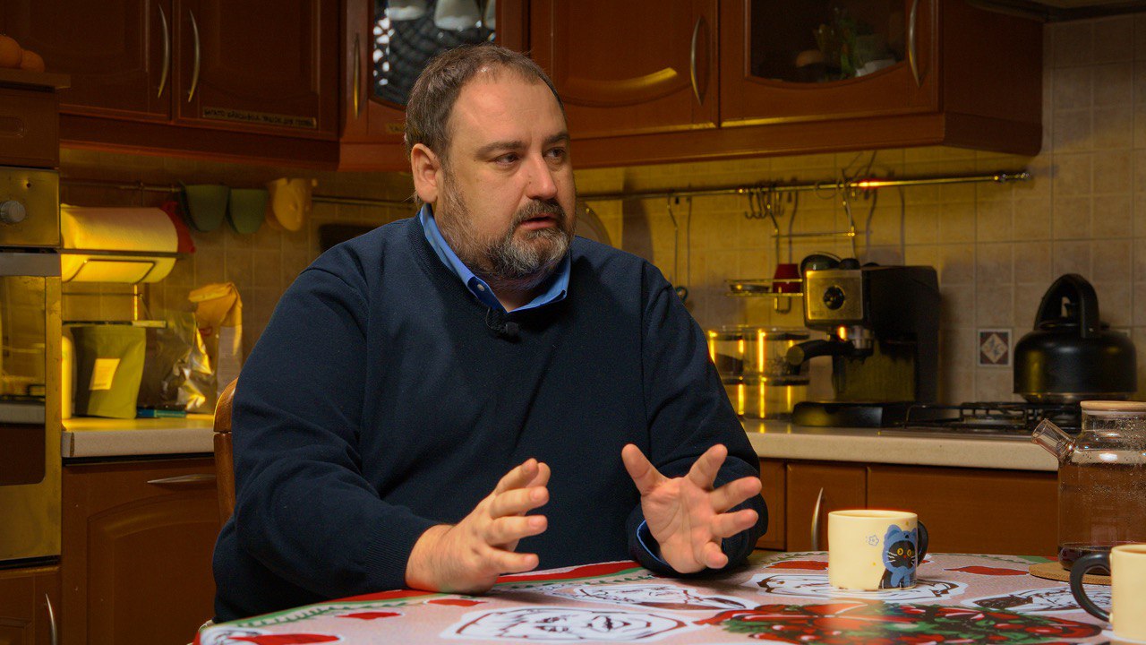 «Ми настільки швидко рухаємося, що є ризик пролетіти повз точку стійкості» – Євген Глібовицький