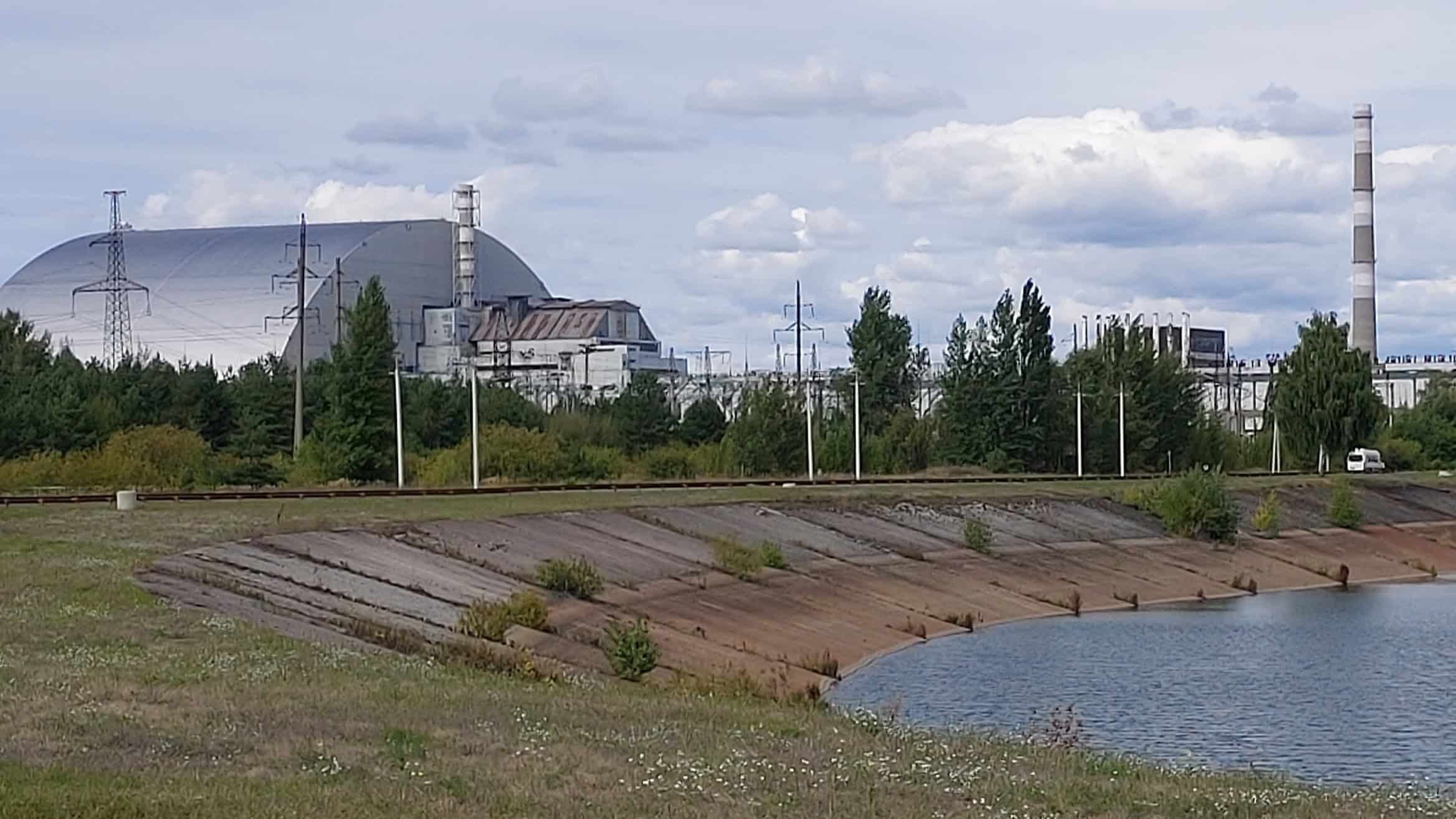 Для ремонту пошкодженої захисної арки 4-го енергоблоку ЧАЕС потрібно 5 років і 500 млн євро