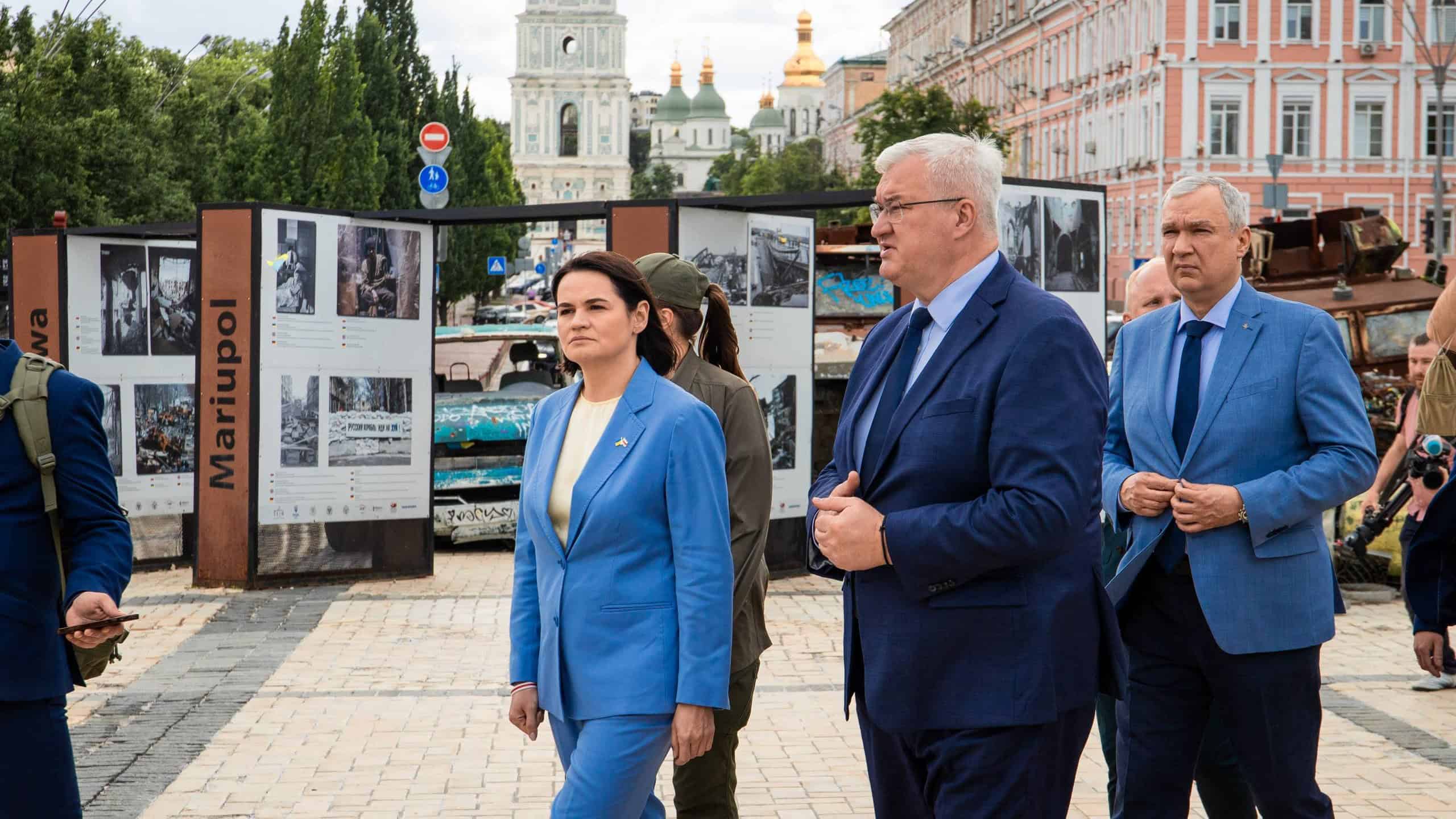 Візит Тихановської в Україну: що означає активізація контактів з білоруською опозицією