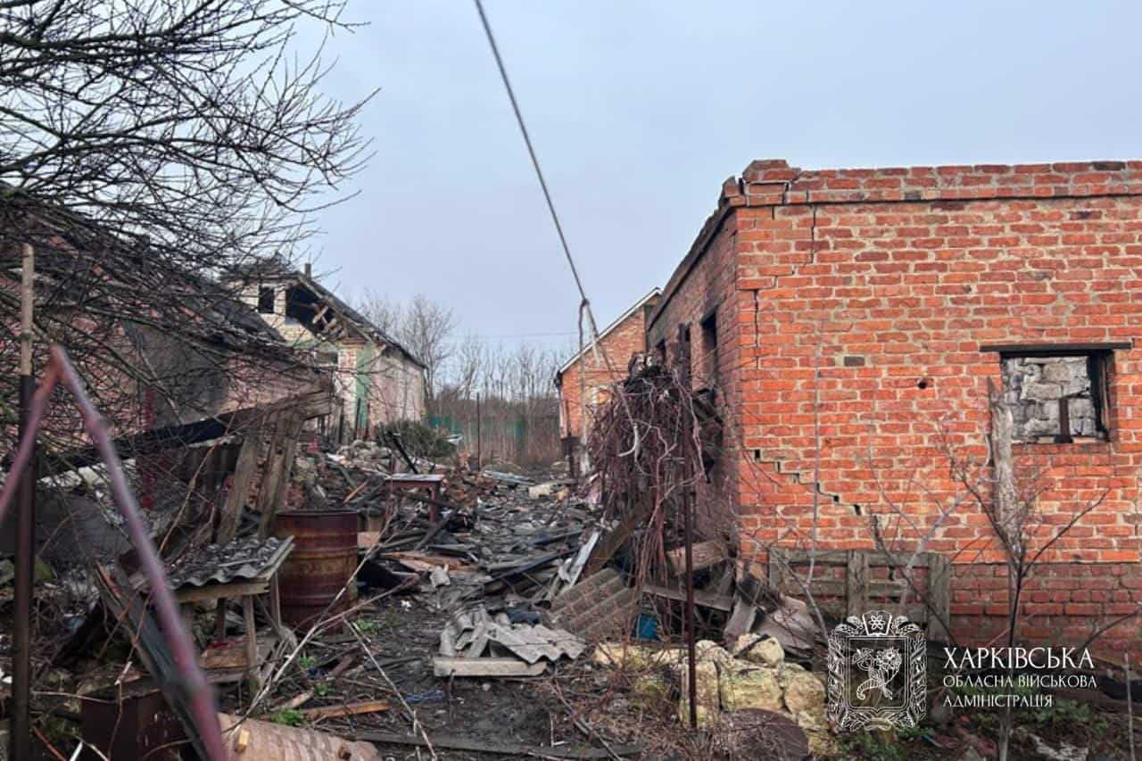 Ворог воює з будинками, лікарнями та людьми: у Золочівській громаді щоденні обстріли та масова евакуація