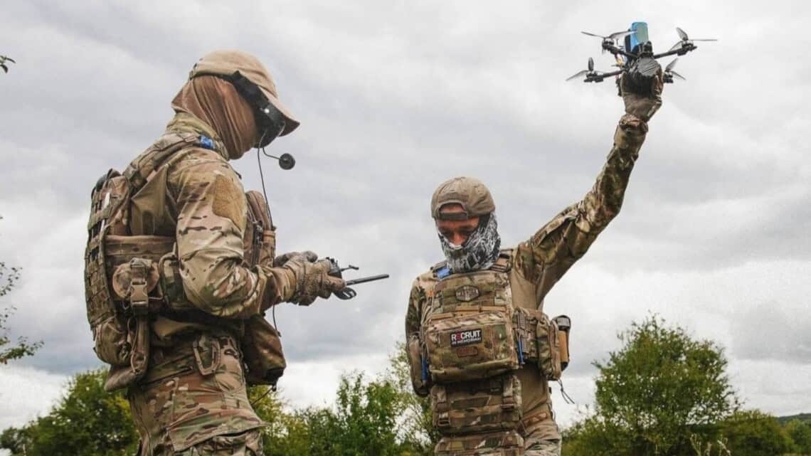 Удари по паливу та ППО: як Україна намагається виснажити російську армію